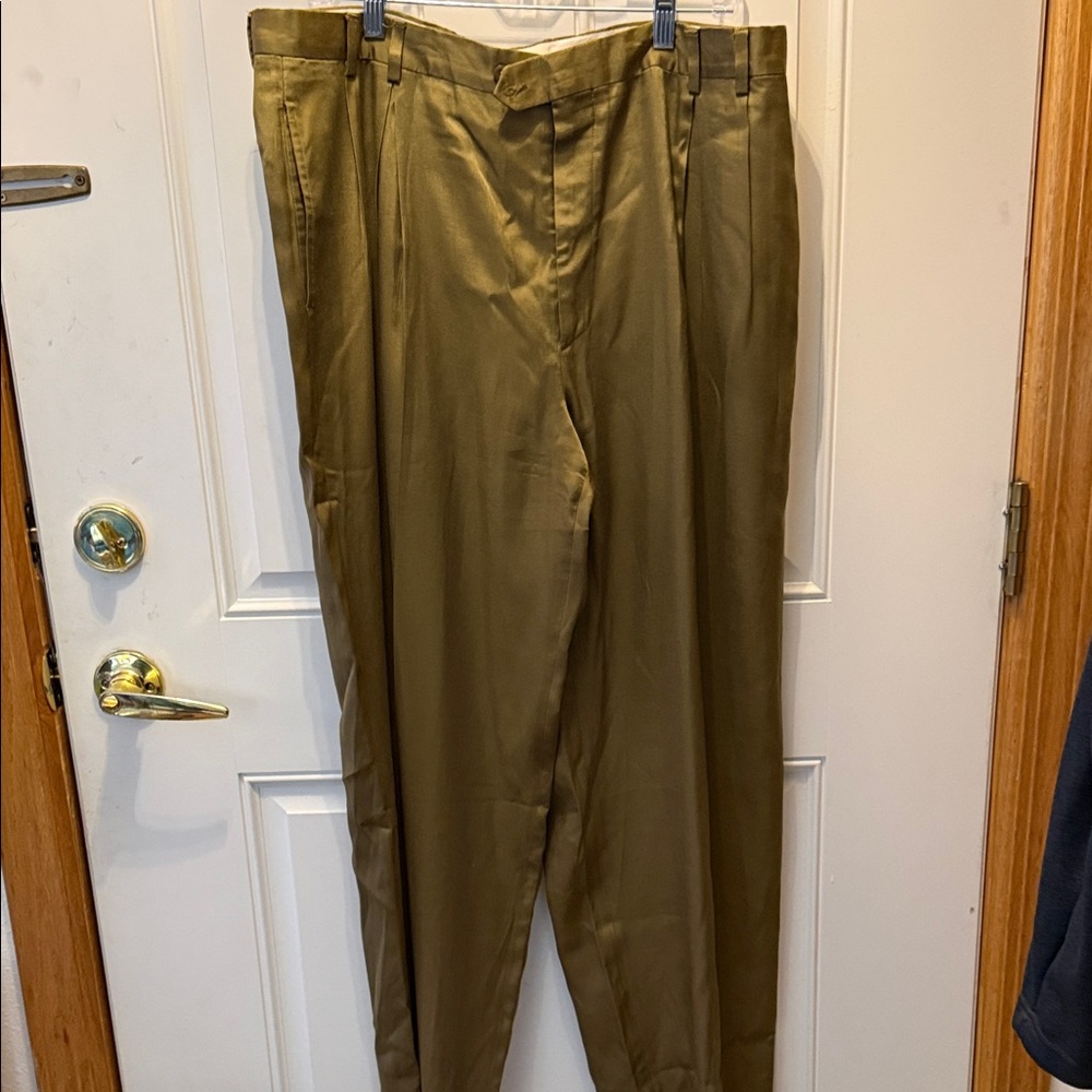 Jhane Barnes Olive Green Pleated Dress Pants.  Made in Italy.